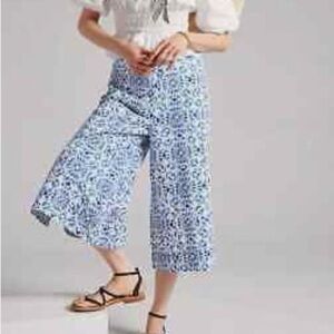 Anthropologie Maeve wide leg crop blue and white printed pants